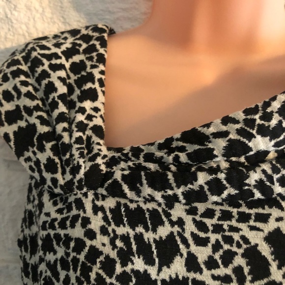 Evan Picone Midi Dress. - Picture 2 of 7